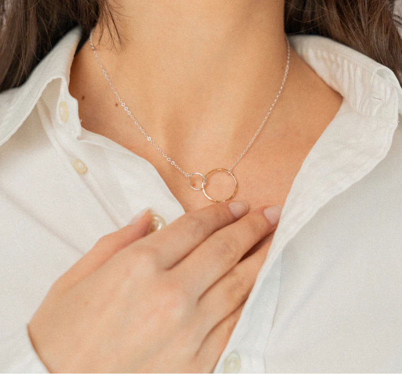 Interlocking Circle Necklace